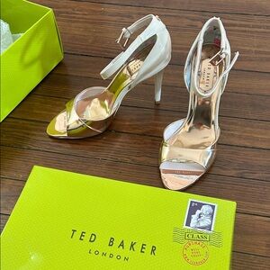 Ted Baker Elegant Rose gold and pale pink Heels